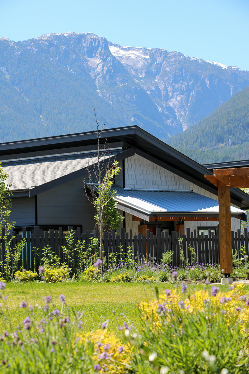 TrueGrain Series™ | Weathered Wood Shingles