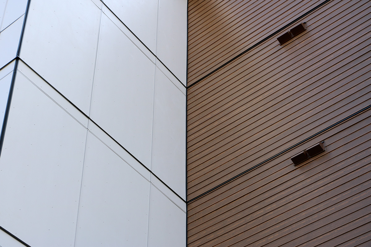 TrueGrain™ Series Gold Rush Fiber Cement Lap Siding East Village Qualicum Beach