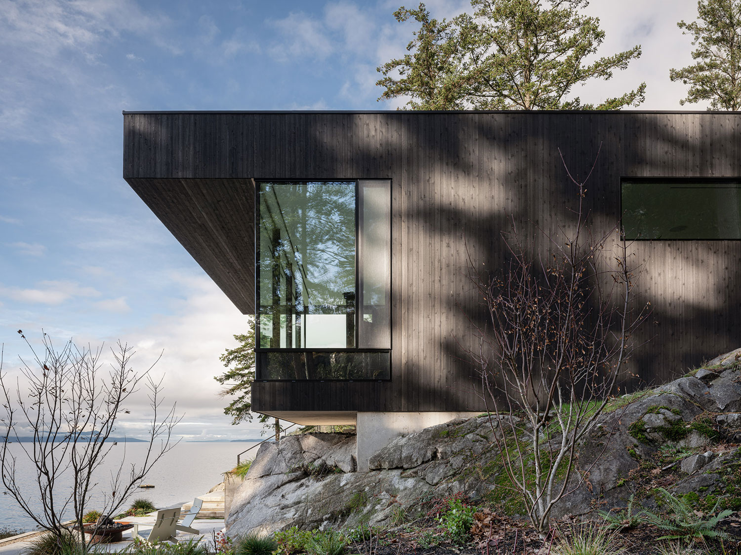 fisher coating westcoast cedar Summer Hill Homes The Perch Matt Anthony Photography